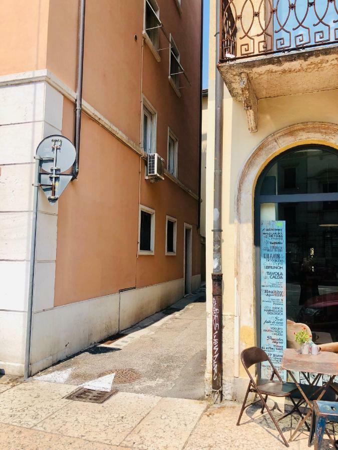 Appartamento Portapalio40 Con Parcheggio Верона Екстериор снимка