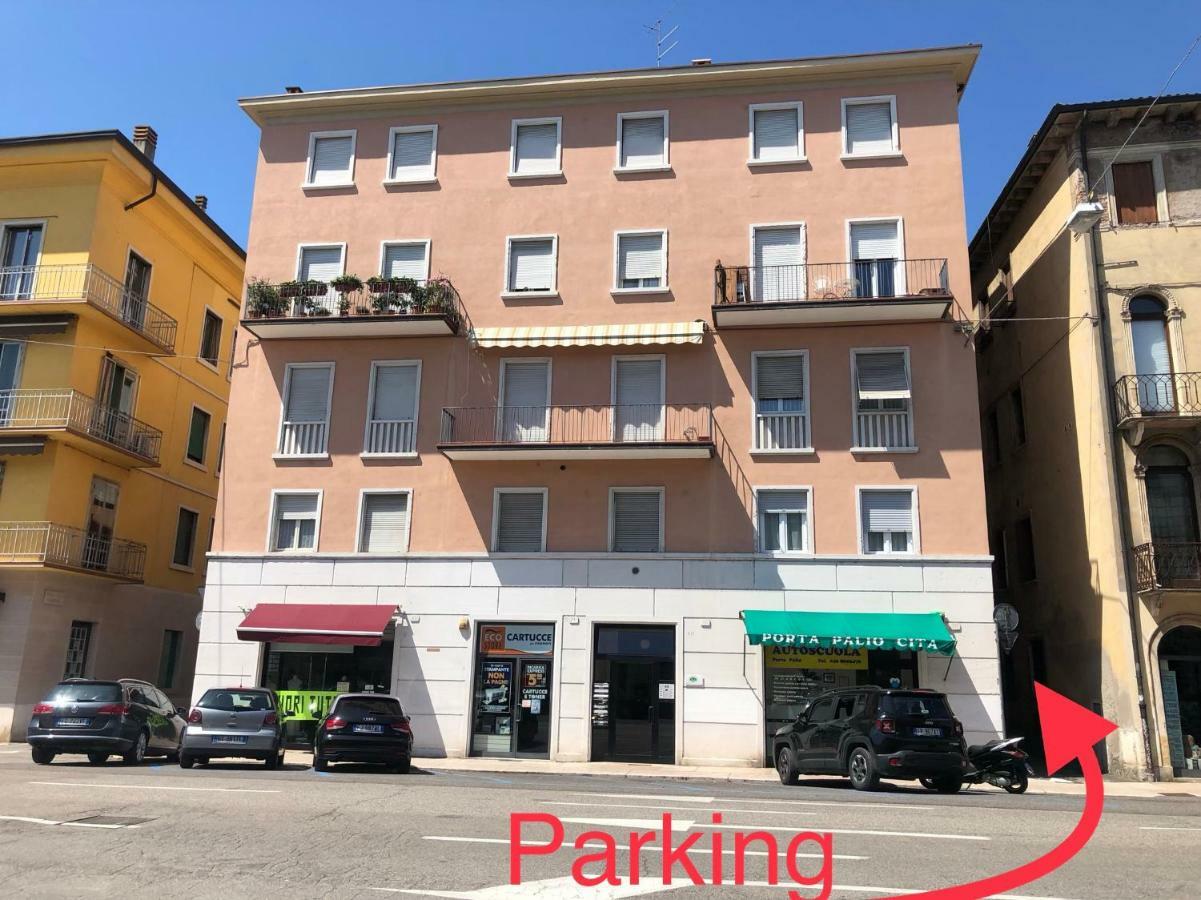 Appartamento Portapalio40 Con Parcheggio Верона Екстериор снимка