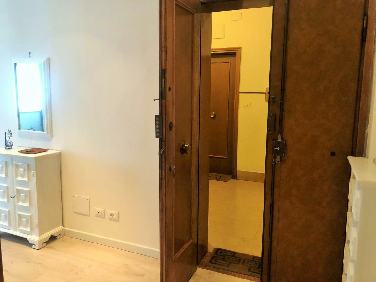 Appartamento Portapalio40 Con Parcheggio Верона Екстериор снимка